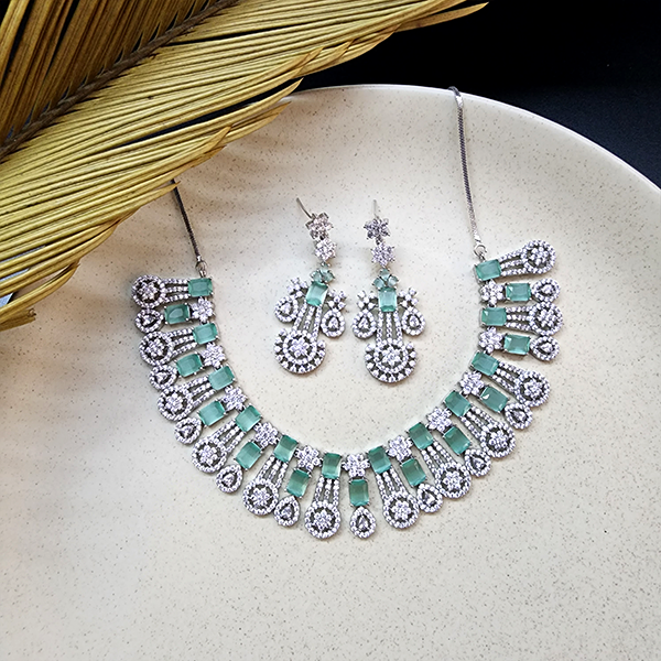Ad Necklace Set