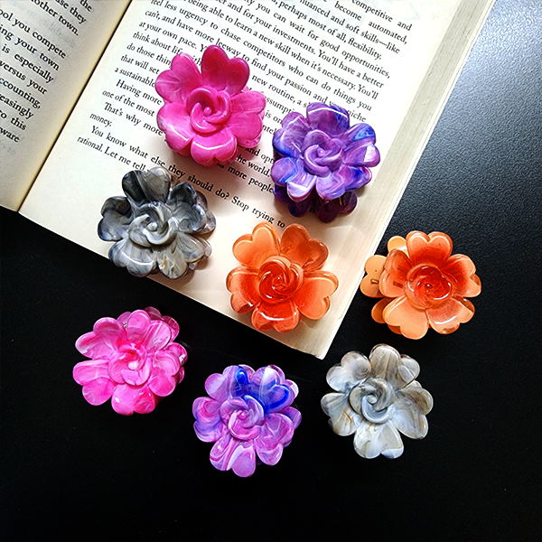 Small Flower Clawclip