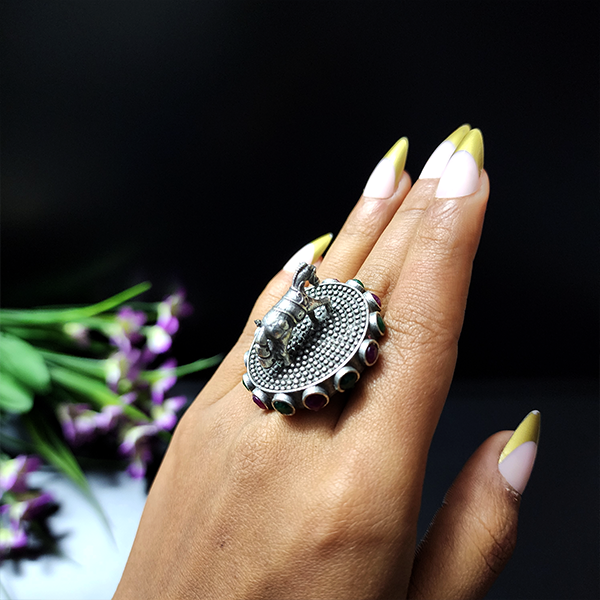 Horse Pattern Ring