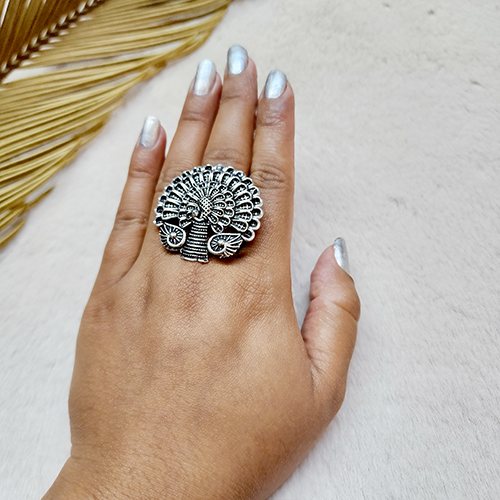 Peacock Ring